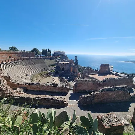 Borgo Di Taormina By World Apartment Gaggi